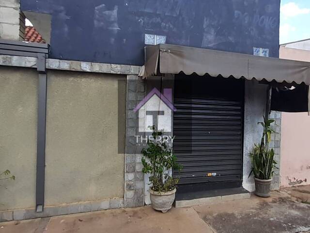 #CONJ0080 - Loja para Locação em Araraquara - SP