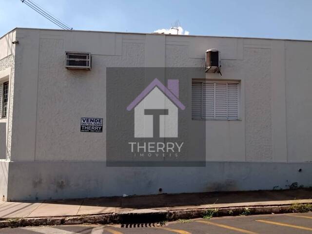 Casa para Venda em Araraquara - 3