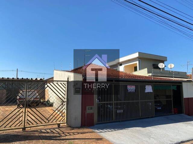 Sobrado para Venda em Araraquara - 5