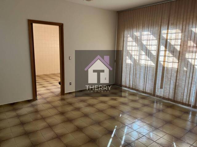 Sobrado para Venda em Araraquara - 5