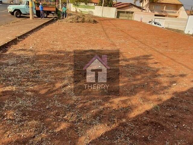 Terreno para Venda em Araraquara - 5