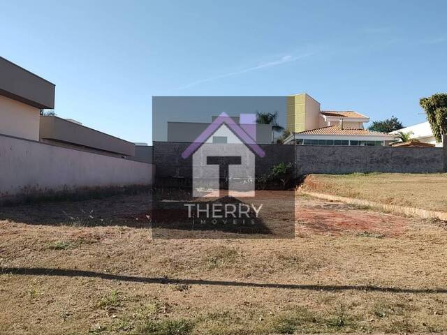 #TE0186 - Terreno em condomínio para Venda em Araraquara - SP