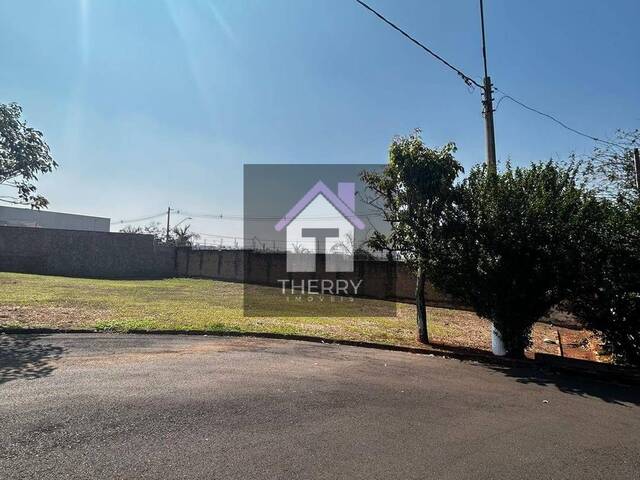 Terreno em condomínio para Venda em Araraquara - 2