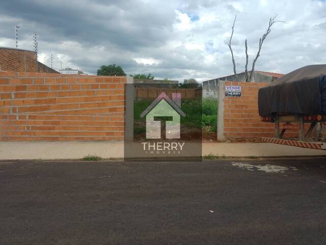 #TE0304 - Terreno para Venda em Araraquara - SP