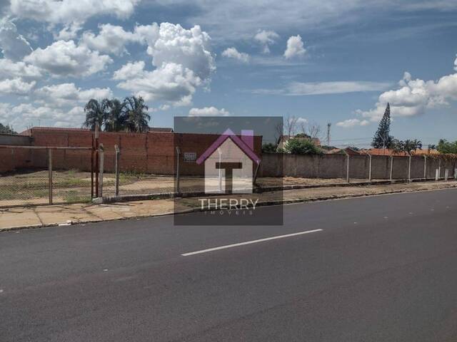#TE0325 - Terreno para Venda em Araraquara - SP