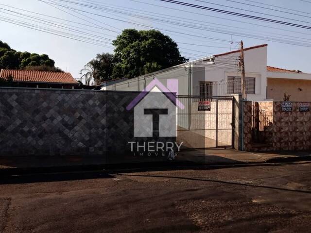 #CA5177 - Casa para Venda em Araraquara - SP