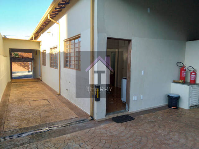 Casa para Venda em Araraquara - 2