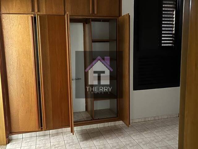 Apartamento para Venda em Araraquara - 5