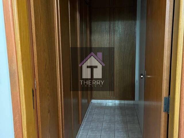 Apartamento para Venda em Araraquara - 2