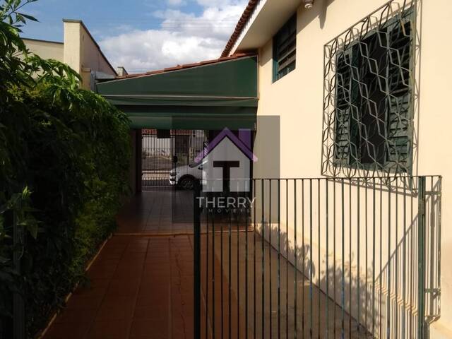 Casa para Venda em Araraquara - 2