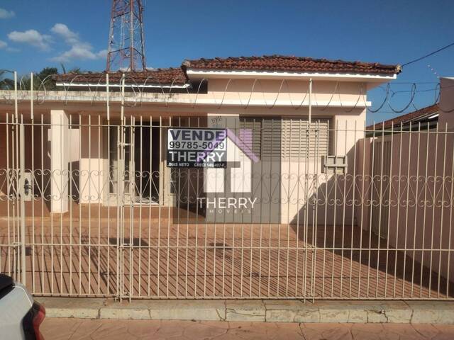Casa para Venda em Araraquara - 2