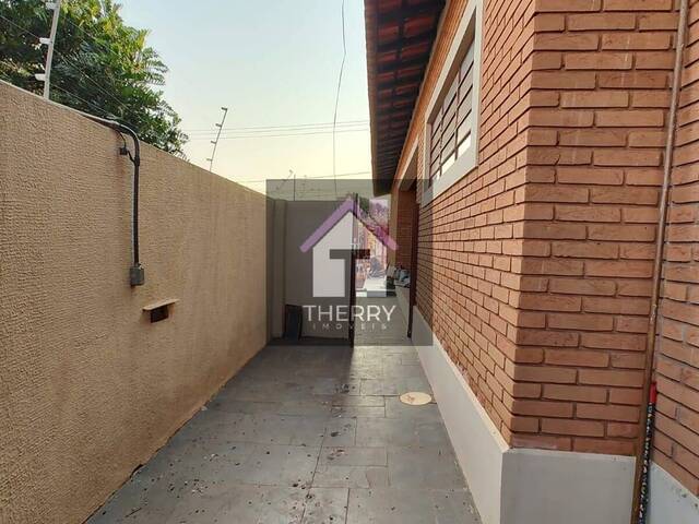 Casa para Venda em Araraquara - 2