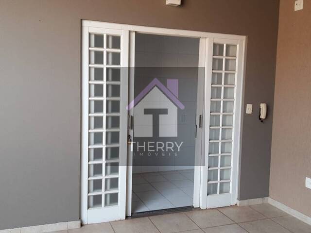 Sobrado para Locação em Araraquara - 2